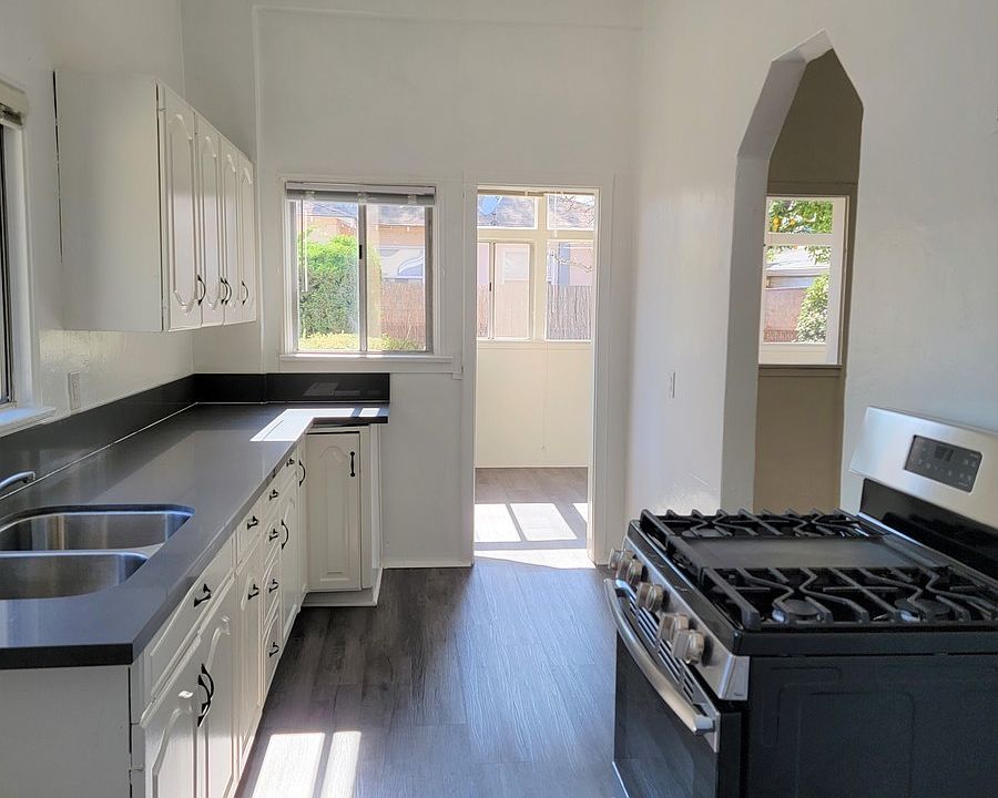 1st image of 1728 N California St #1728
