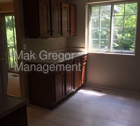 4th image of 6360 Afton Dr