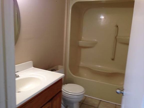 4th image of 1537 Cherry Tree Dr