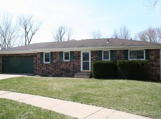 4240 Winston Pl, Bettendorf, IA 52722