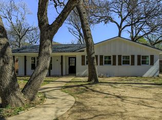811 Waggoner Dr, Arlington, TX 76013