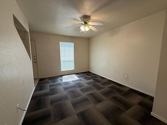 3rd image of 4405 Abigail Dr APT A