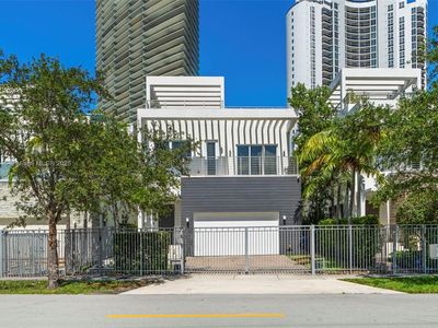18955 Atlantic Blvd, Sunny Isles Beach, FL, 33160