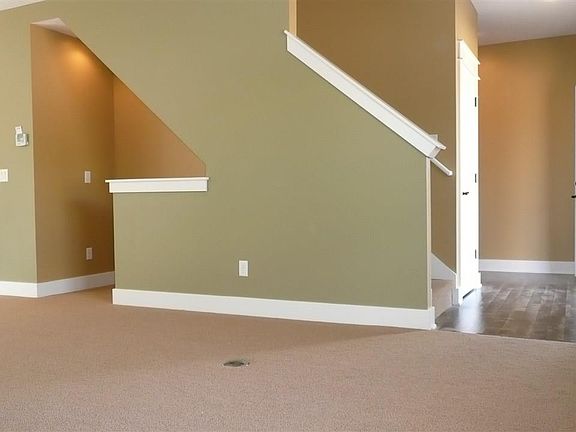 3rd image of 18 Serene Valley Dr