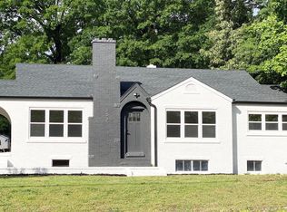 332 Salisbury Rd, Statesville, NC 28677