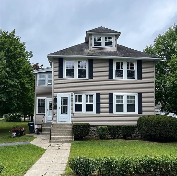55 E Walnut St #2