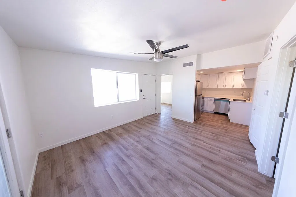 6713 East Monterey Way - 7 — Photo 3