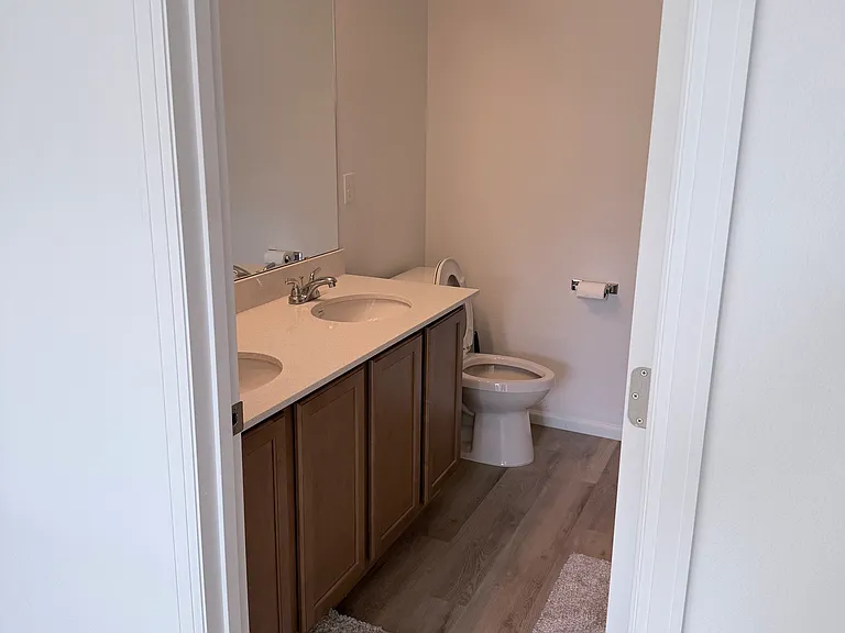4180 Satinwood Dr — Photo 11