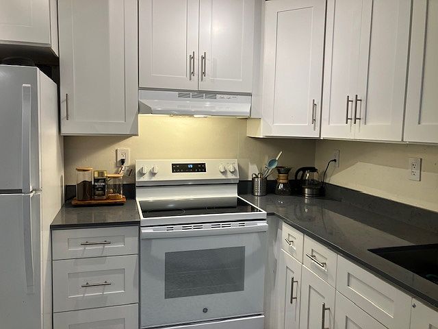 1st image of 5020 Norma Elaine Rd #B