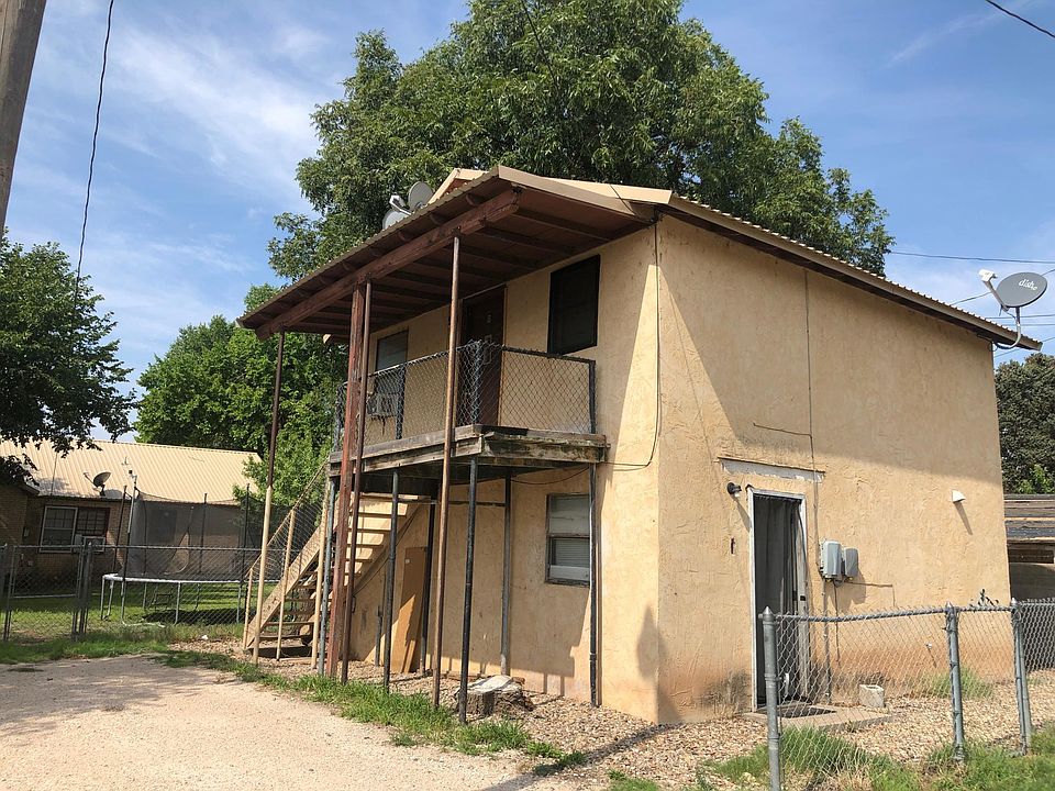 1st image of 413 S Avenue B #B