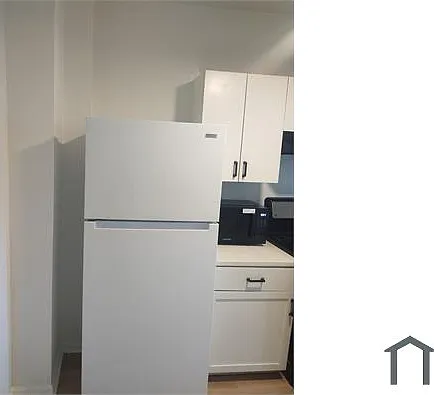 623 N Grantley St — Photo 4