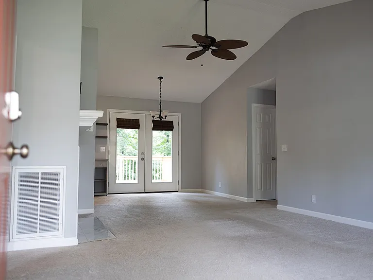 1216 Jacksons Hill Rd — Photo 11