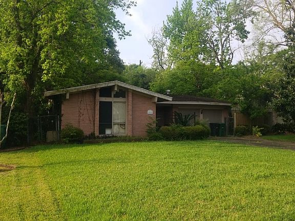 3rd image of 9615 Meadowcroft Dr