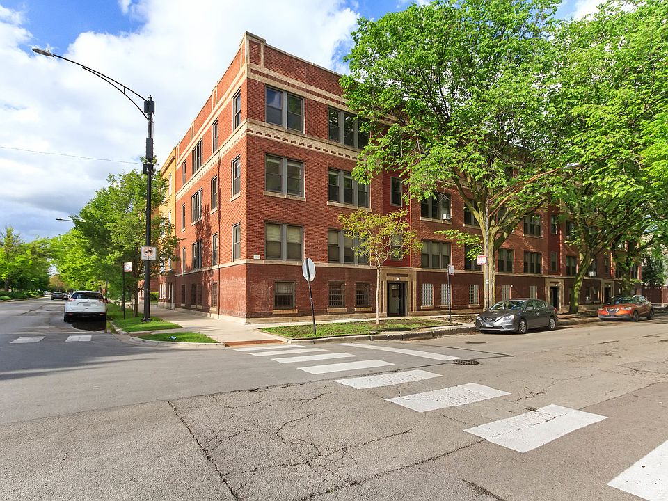 1st image of 1526 W Belle Plaine Ave #G