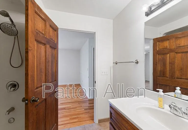 65 New Jersey Ave — Photo 12