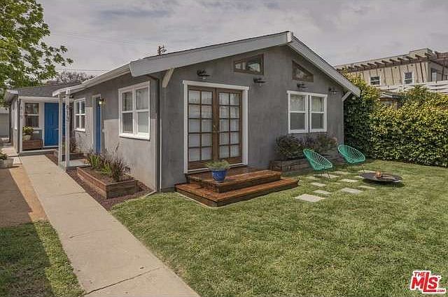 1st image of 813 1/2 Vernon Ave