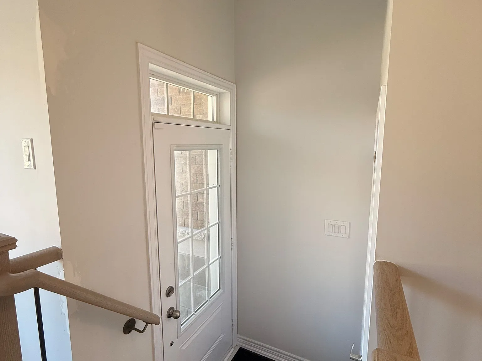 3 bed, $3,000 — Photo 2