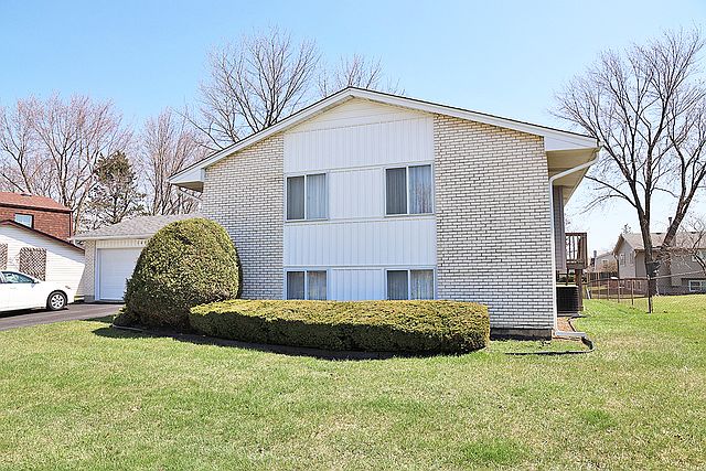 2nd image of 1491 Worden Way