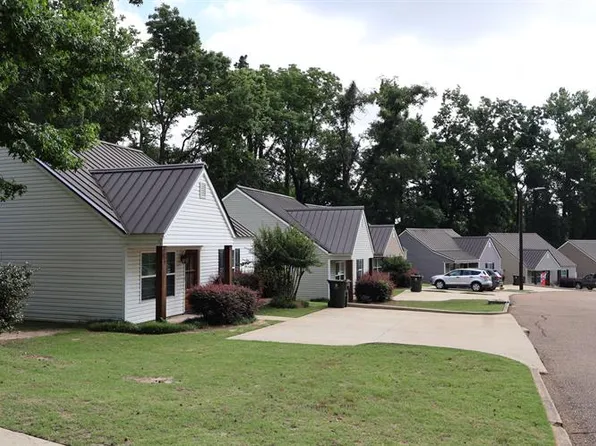 1613 Oxford Pl, Oxford, MS 38655
