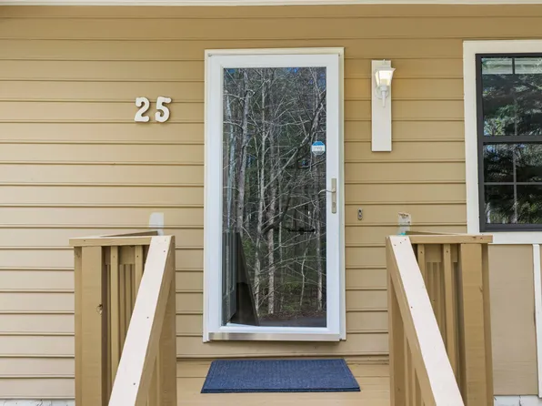 3622 Colchester St APT 25, Durham, NC 27707