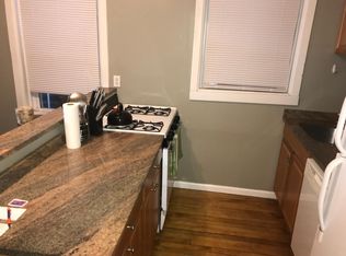 3102 N Southport Ave APT 2R, Chicago, IL 60657