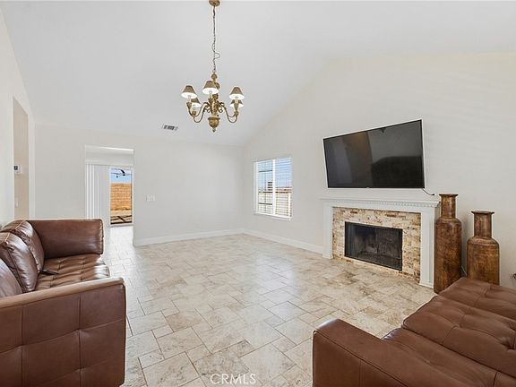 4th image of 10814 Rose Ct