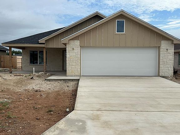 2nd image of 3116 Cedarhill Dr
