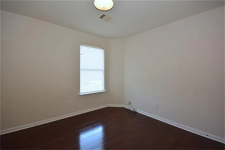 8106 Arrington Forest Ln — Photo 2