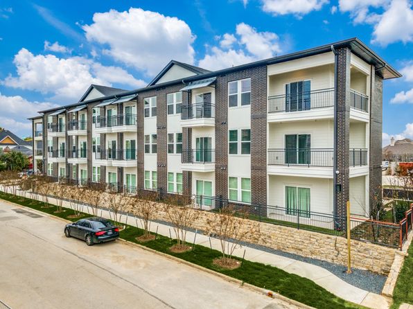 624 N Lancaster Ave #306