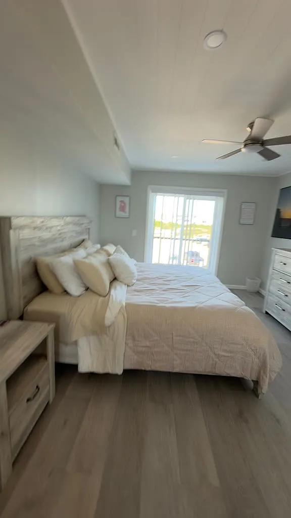 2 bed, 1.5 bath, 1000 sqft, $2,000 — Photo 4