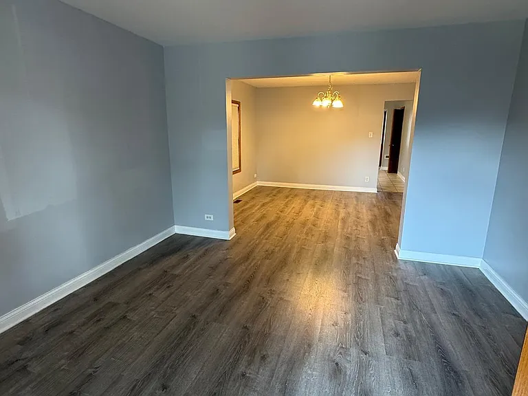 3841 N Octavia Ave — Photo 9