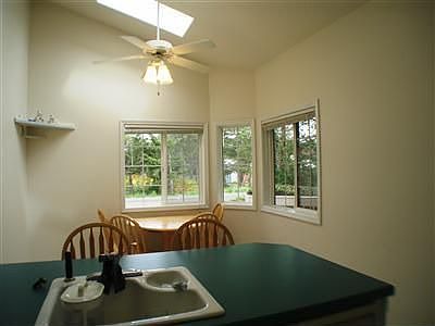 3rd image of 31111 O Pl