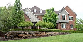 5th image of 2486 Pond Vallee Dr