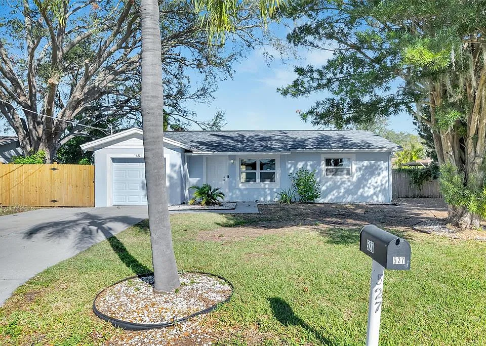 527 Fox Run Trl
