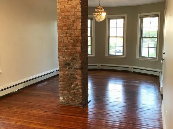 240 Camp St Floor 1, Providence, RI 02906