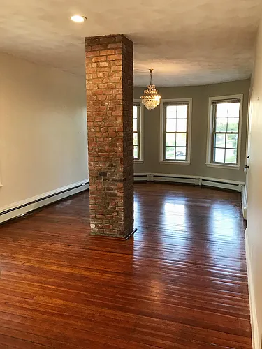 240 Camp St #1 Photo 1