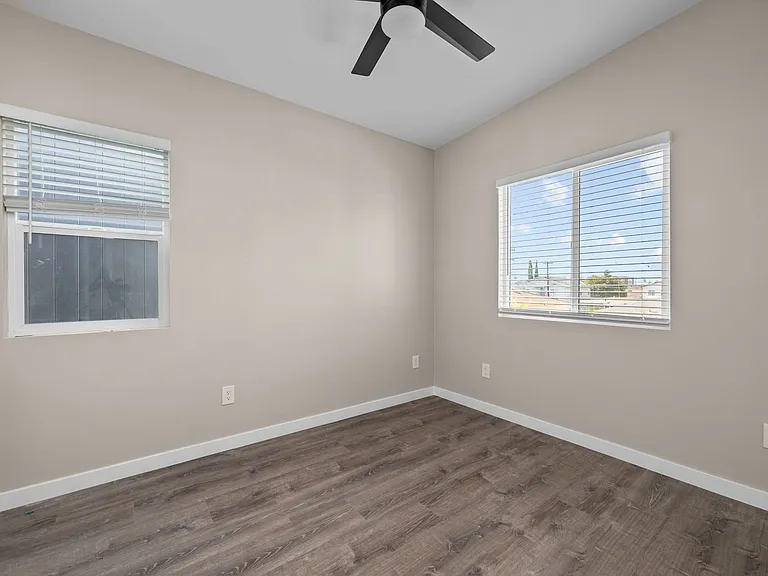 6211 Mesita Dr — Photo 17