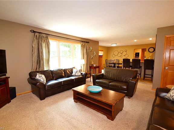 4th image of 8717 Billendon Cir NW
