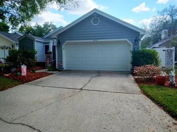 1412 Walden Oaks Pl, Plant City, FL 33563