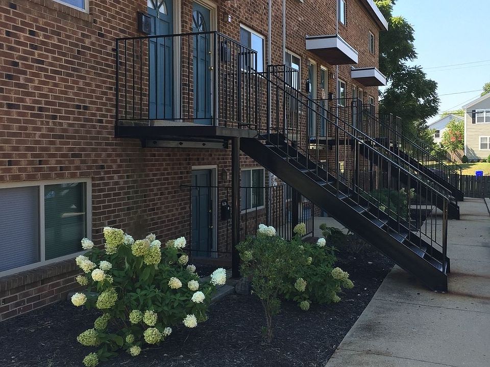 1st image of 2110 N Culpeper St APT 2