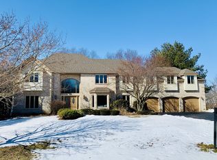 3611 Tamarack Cir, Crystal Lake, IL 60012