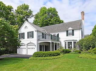 144 Old Green Bay Rd, Winnetka, IL 60093