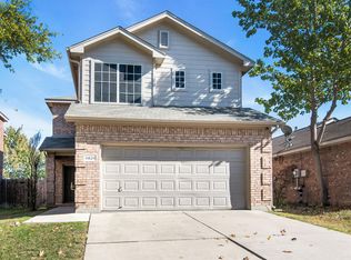 11828 Porcupine Dr, Fort Worth, TX 76244