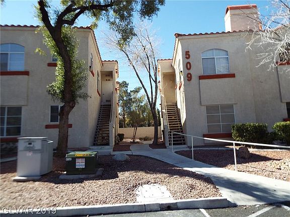 3rd image of 509 Indian Bluff St Unit 101