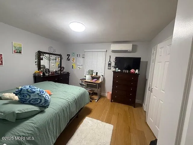 664 Hoey Ave — Photo 9