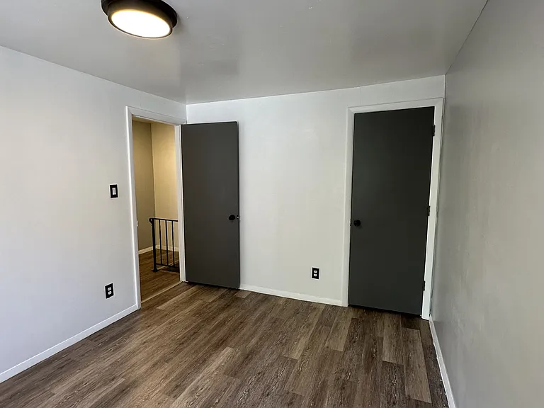 274 W National Rd #4 — Photo 9