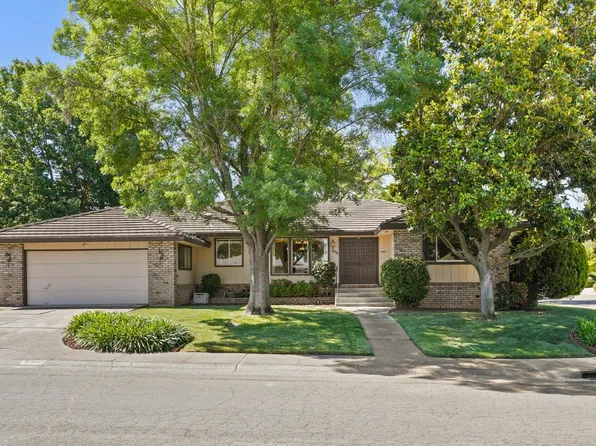 6400 Scenic Oak Ct, Carmichael, CA 95608