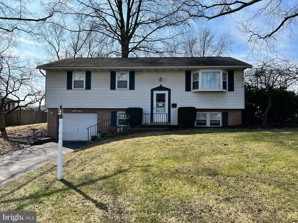 132 Watercress Ln, Elizabethtown, PA 17022