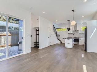 10516 Evanston Ave N UNIT B, Seattle, WA 98133