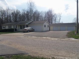 7321 S Meadows Ln, French Lick, IN 47432